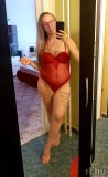 Szuzi 303214784 profilkép