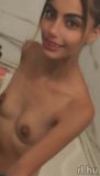 Laura 209602123 profilkép